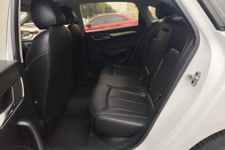 Used Roewe i6 2020 PLUS 1.6L Manual 4G Connect Glory Flagship Edition Left Rear Seat