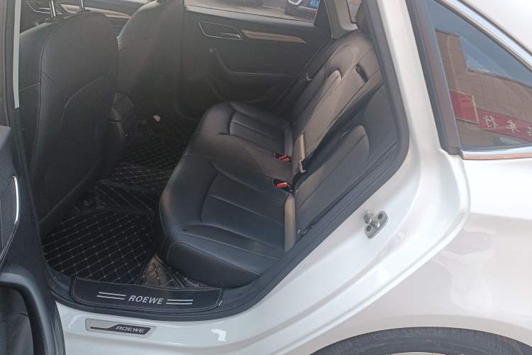 Used Roewe i6 2020 PLUS 1.6L CVT 4G Connected Glory Flagship Edition Left Rear Seat