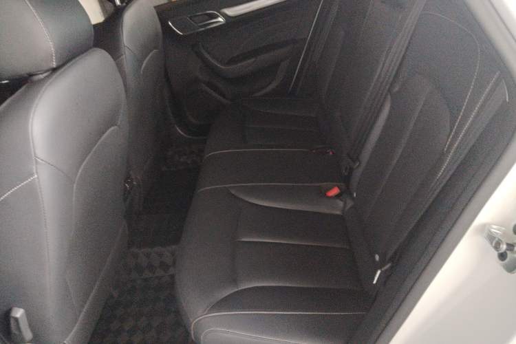 Used Roewe i6 2020 PLUS 1.6L CVT 4G Connected Glory Flagship Edition Left Rear Seat