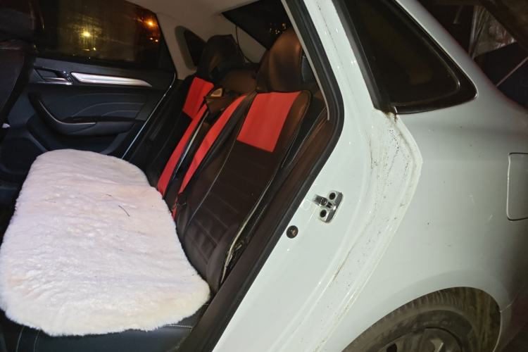 Used Roewe i6 2020 PLUS 1.6L CVT 4G Connected Glory Flagship Edition Left Rear Seat