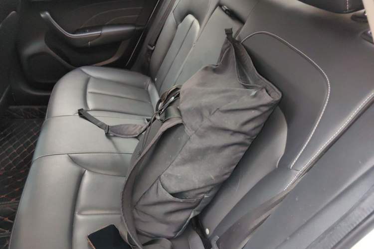Used Roewe i6 2020 PLUS 1.6L CVT 4G Connected Glory Flagship Edition Left Rear Seat