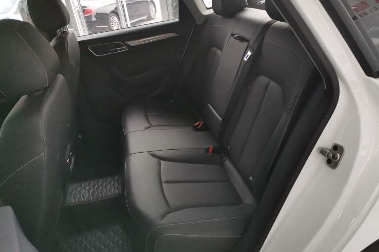 Used Roewe i6 2020 PLUS 1.6L CVT 4G Connected Glory Flagship Edition Left Rear Seat