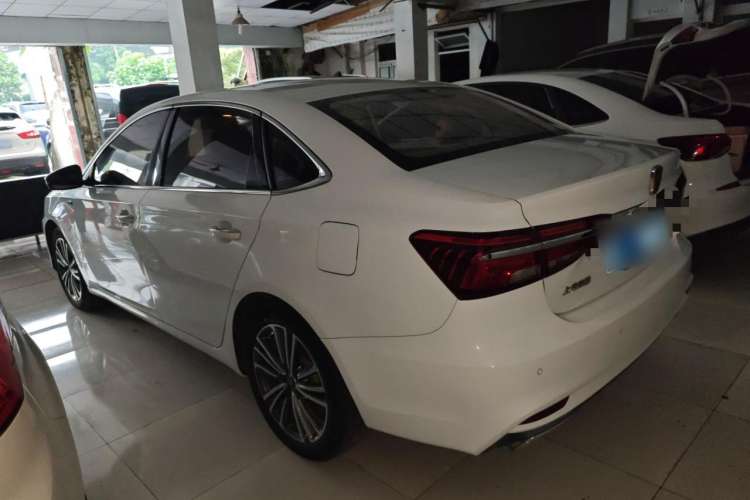 Used Roewe i6 2020 PLUS 1.6L CVT 4G Connected Glory Flagship Edition Left Side