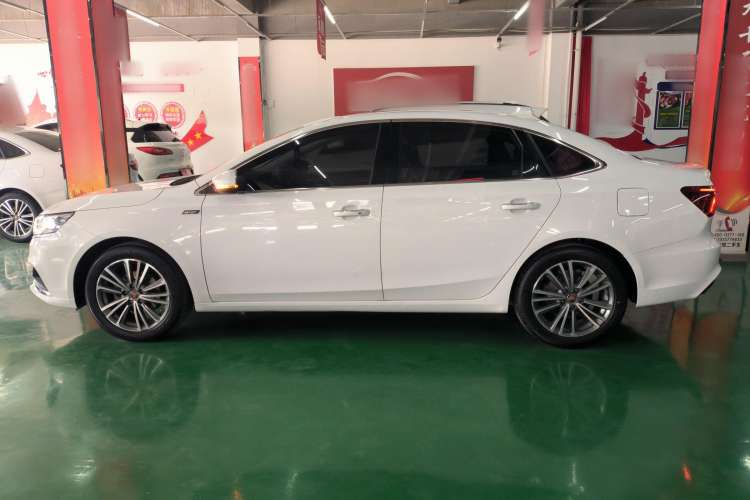 Used Roewe i6 2020 PLUS 1.6L CVT 4G Connected Glory Flagship Edition Left Side