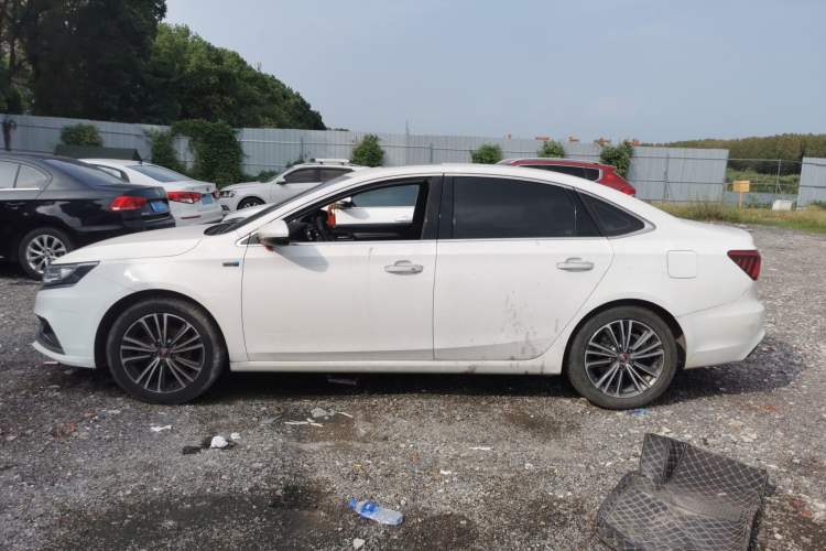 Used Roewe i6 2020 PLUS 1.6L CVT 4G Connected Glory Flagship Edition Left Side