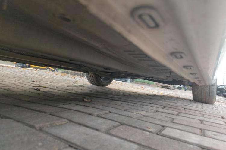 Used Roewe i6 2020 PLUS 1.6L CVT 4G Connected Glory Flagship Edition Left Side Sill