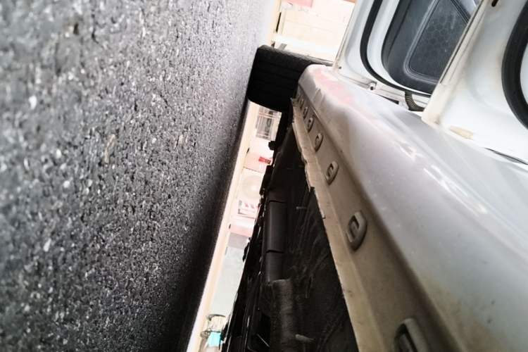 Used Roewe i6 2020 PLUS 1.6L CVT 4G Connected Glory Flagship Edition Left Side Sill