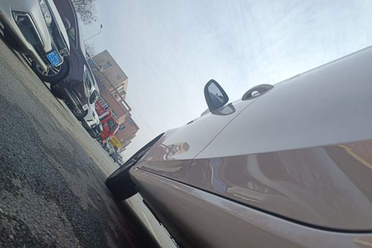 Used Roewe i6 2020 PLUS 1.6L CVT 4G Connected Glory Flagship Edition Left Side Sill