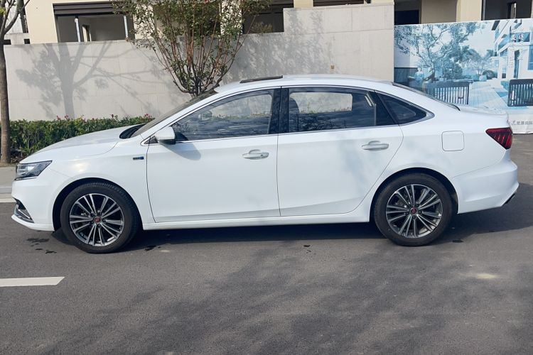 Used Roewe i6 2020 PLUS 1.6L CVT 4G Connected Glory Flagship Edition Left Side