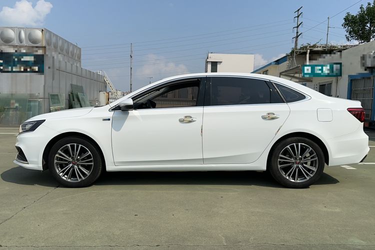 Used Roewe i6 2020 PLUS 1.6L CVT 4G Connected Glory Flagship Edition Left Side