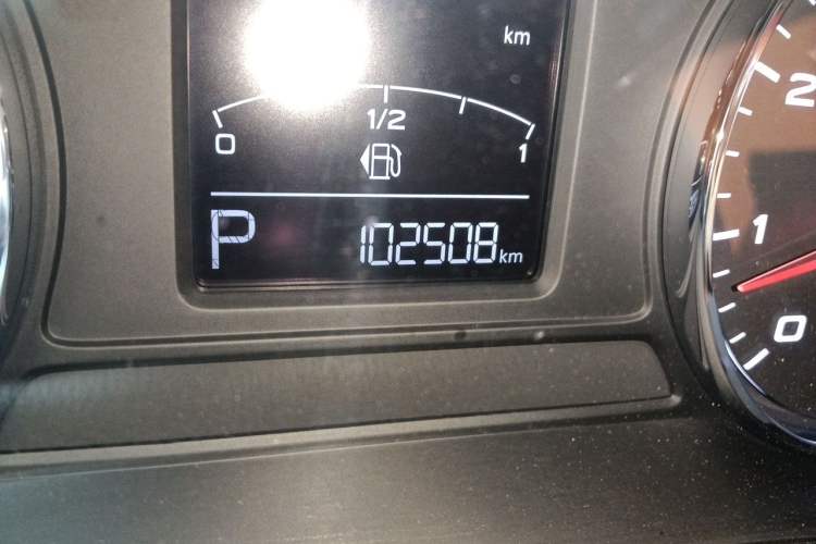 Used Roewe i6 2020 PLUS 1.6L CVT 4G Connected Glory Holographic Edition Odometer Close Up
