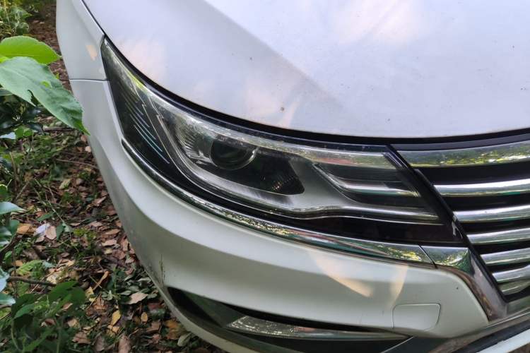 Used Roewe i6 2020 PLUS 1.6L CVT 4G Connected Glory Flagship Edition Right Front Headlight