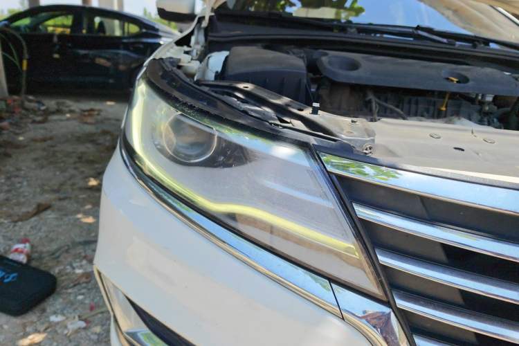 Used Roewe i6 2020 PLUS 1.6L CVT 4G Connected Glory Flagship Edition Right Front Headlight