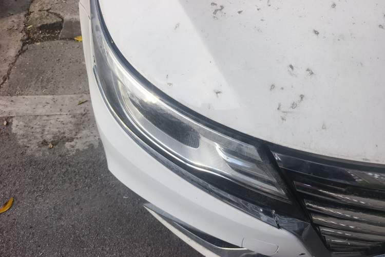 Used Roewe i6 2020 PLUS 1.6L CVT 4G Connected Glory Flagship Edition Right Front Headlight