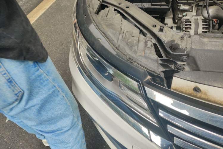 Used Roewe i6 2020 PLUS 1.6L CVT 4G Connected Glory Luxury Edition Right Front Headlight