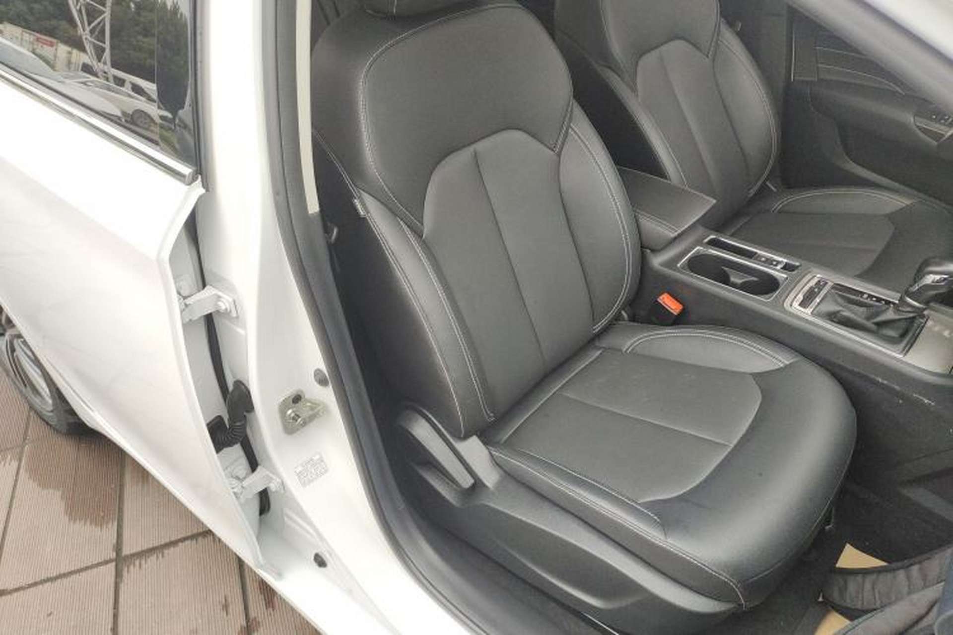 Used Roewe i6 2020 PLUS 1.6L CVT 4G Connected Glory Flagship Edition Right Front Seat