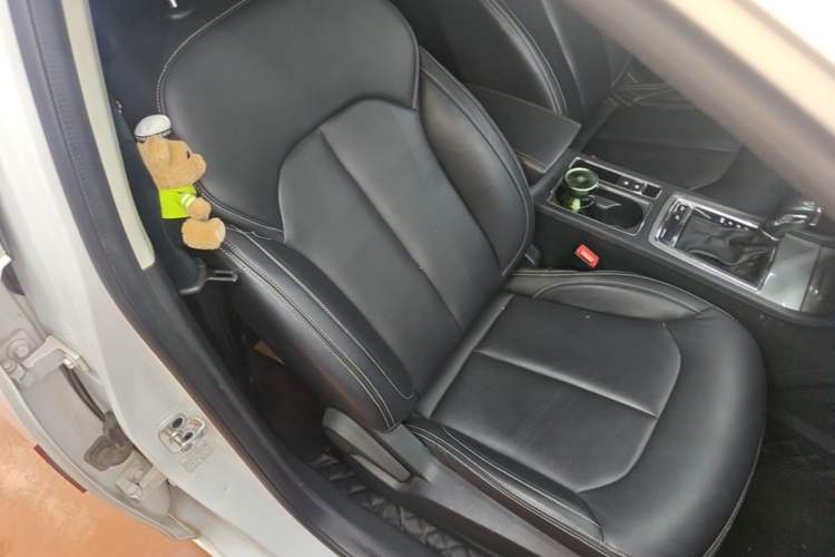 Used Roewe i6 2020 PLUS 1.6L CVT 4G Connected Glory Luxury Edition Right Front Seat