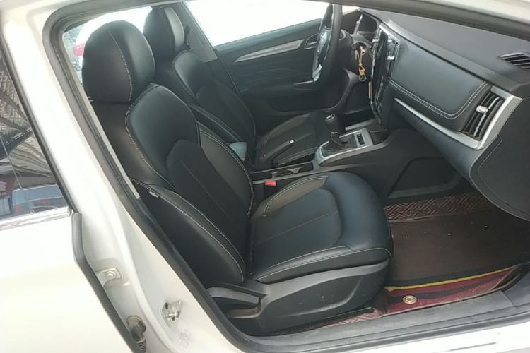 Used Roewe i6 2020 PLUS 1.6L Manual 4G Connect Glory Flagship Edition Right Front Seat