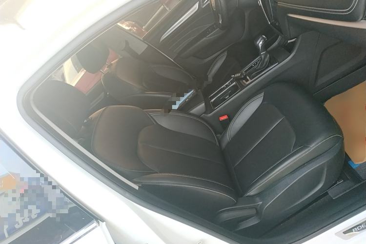 Used Roewe i6 2020 PLUS 1.6L CVT 4G Connected Glory Flagship Edition Right Front Seat