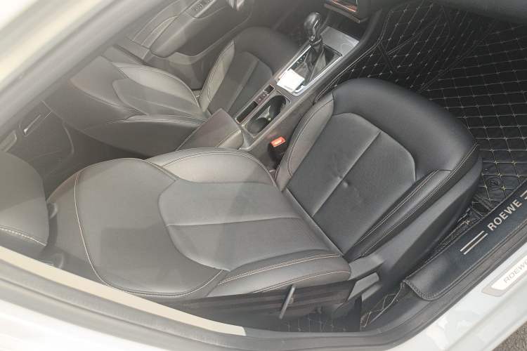 Used Roewe i6 2020 PLUS 1.6L CVT 4G Connected Glory Flagship Edition Right Front Seat