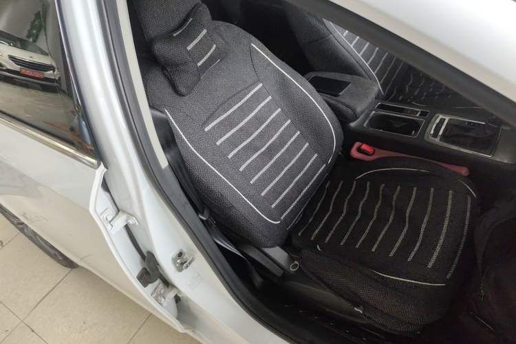 Used Roewe i6 2020 PLUS 1.6L CVT 4G Connected Glory Flagship Edition Right Front Seat