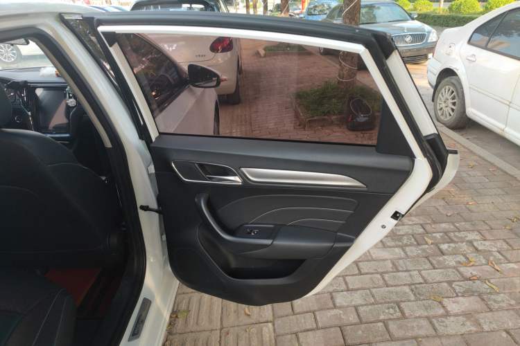 Used Roewe i6 2020 PLUS 1.6L CVT 4G Connected Glory Flagship Edition Right Rear Door Interior