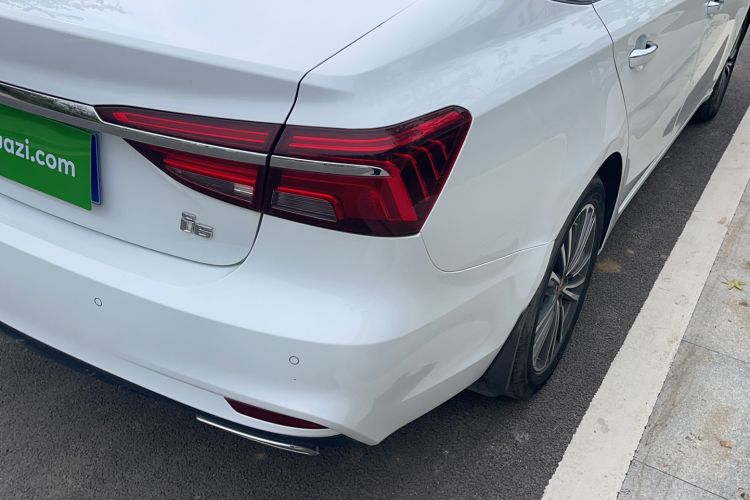 Used Roewe i6 2020 PLUS 1.6L CVT 4G Connected Glory Flagship Edition Right Rear Taillight