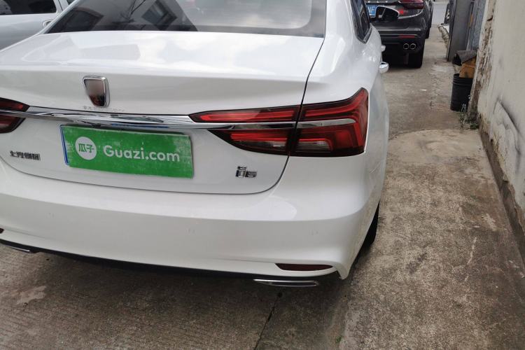 Used Roewe i6 2020 PLUS 1.6L CVT 4G Connected Glory Flagship Edition Right Rear Taillight