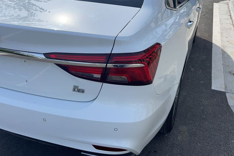Used Roewe i6 2020 PLUS 1.6L CVT 4G Connected Glory Flagship Edition Right Rear Taillight