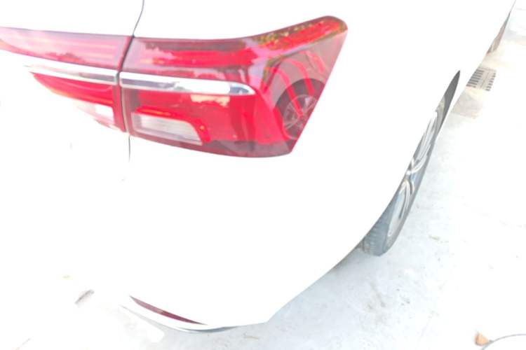 Used Roewe i6 2020 PLUS 1.6L CVT 4G Connected Glory Holographic Edition Right Rear Taillight