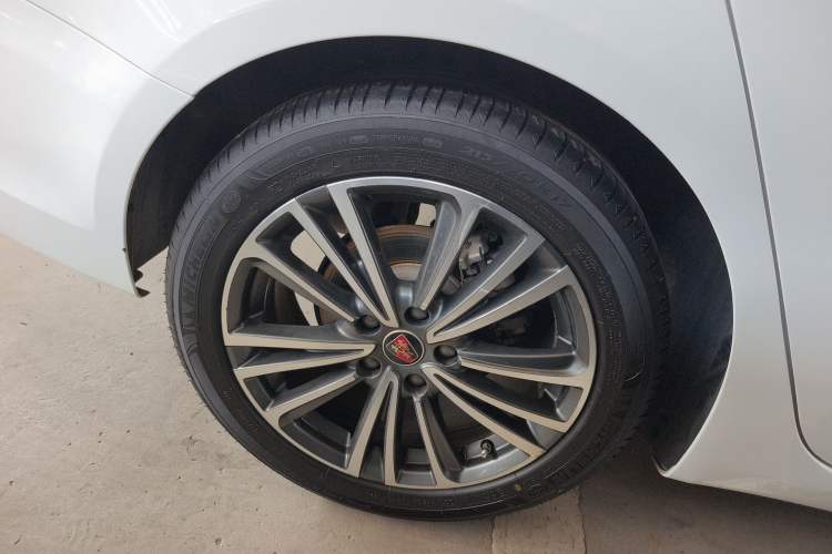 Used Roewe i6 2020 PLUS 1.6L CVT 4G Connected Glory Flagship Edition Right Rear Wheel Hub