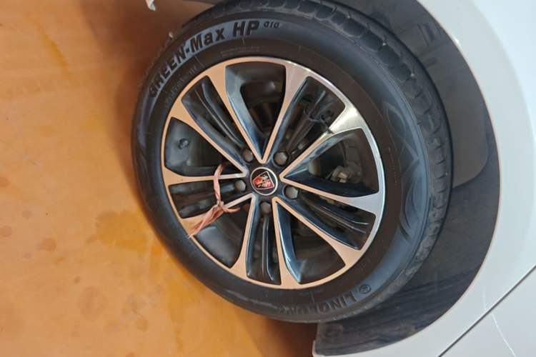 Used Roewe i6 2020 PLUS 1.6L CVT 4G Connected Glory Luxury Edition Right Rear Wheel Hub