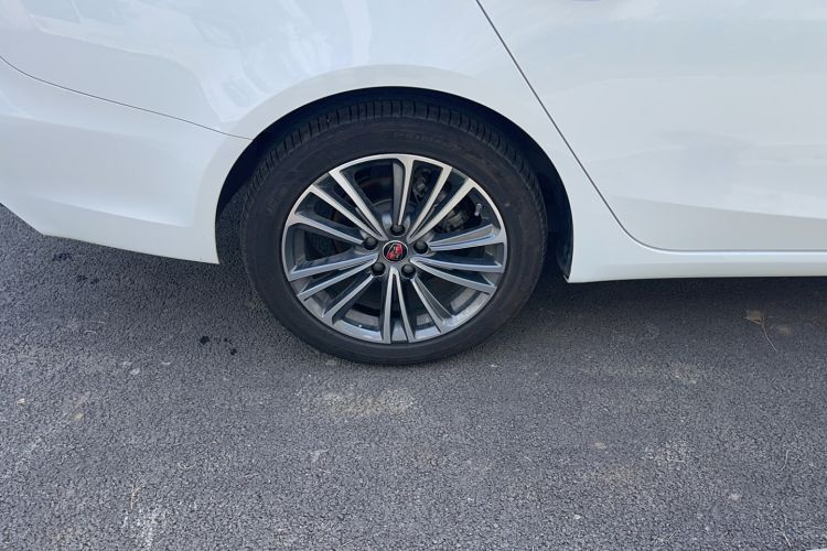 Used Roewe i6 2020 PLUS 1.6L CVT 4G Connected Glory Flagship Edition Right Rear Wheel Hub