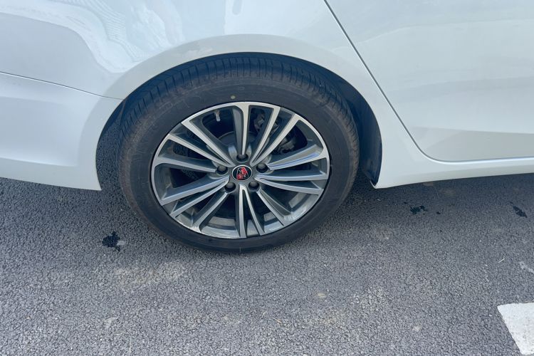 Used Roewe i6 2020 PLUS 1.6L CVT 4G Connected Glory Flagship Edition Right Rear Wheel Hub