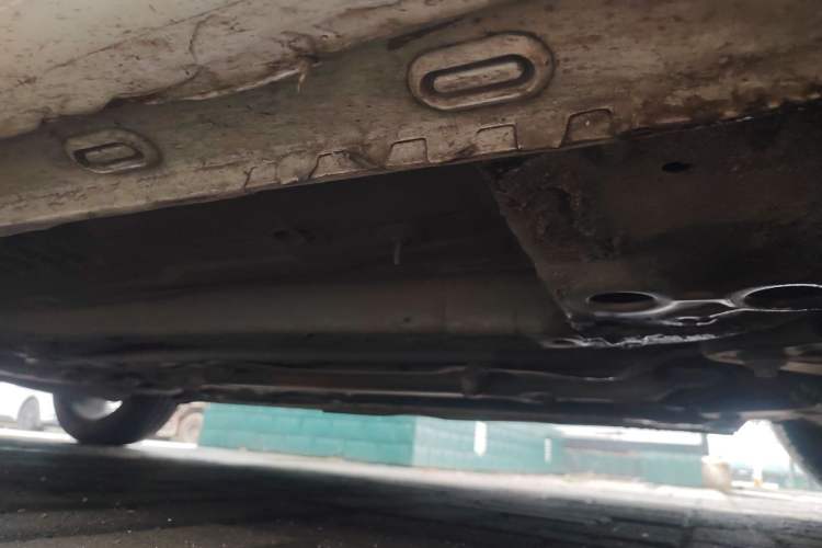 Used Roewe i6 2020 PLUS 1.6L CVT 4G Connected Glory Flagship Edition Right Side Sill