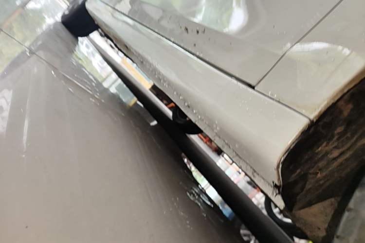 Used Roewe i6 2020 PLUS 1.6L CVT 4G Connected Glory Flagship Edition Right Side Sill