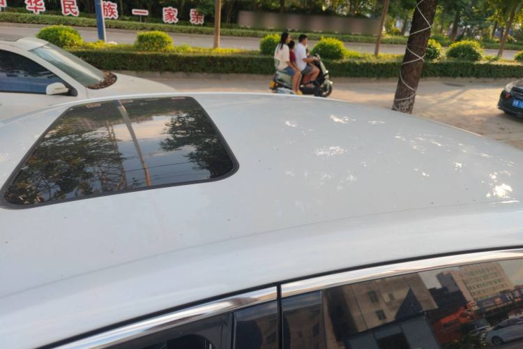 Used Roewe i6 2020 PLUS 1.6L CVT 4G Connected Glory Flagship Edition Roof