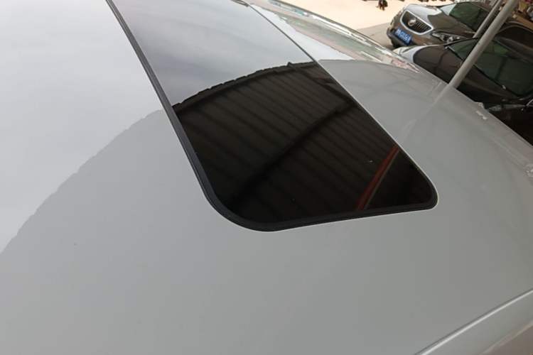 Used Roewe i6 2020 PLUS 1.6L CVT 4G Connected Glory Flagship Edition Roof