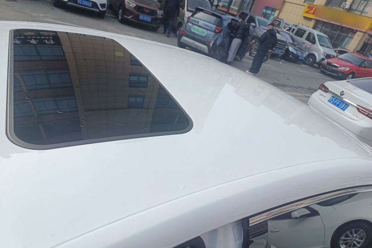 Used Roewe i6 2020 PLUS 1.6L CVT 4G Connected Glory Flagship Edition Roof
