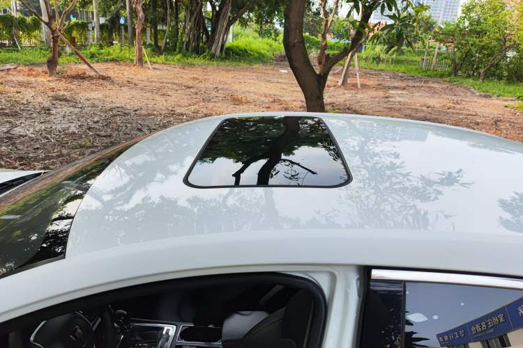 Used Roewe i6 2020 PLUS 1.6L CVT 4G Connected Glory Flagship Edition Roof