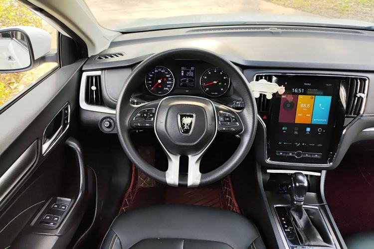 Used Roewe i6 2020 PLUS 1.6L CVT 4G Connected Glory Flagship Edition Steering Wheel