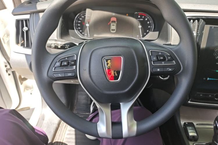 Used Roewe i6 2020 PLUS 1.6L CVT 4G Connected Glory Holographic Edition Steering Wheel