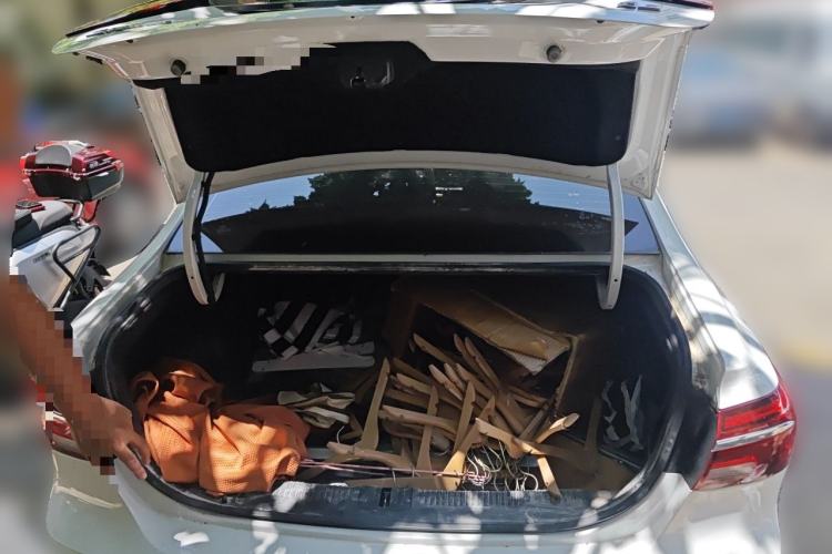 Used Roewe i6 2020 PLUS 1.6L CVT 4G Connected Glory Holographic Edition Trunk