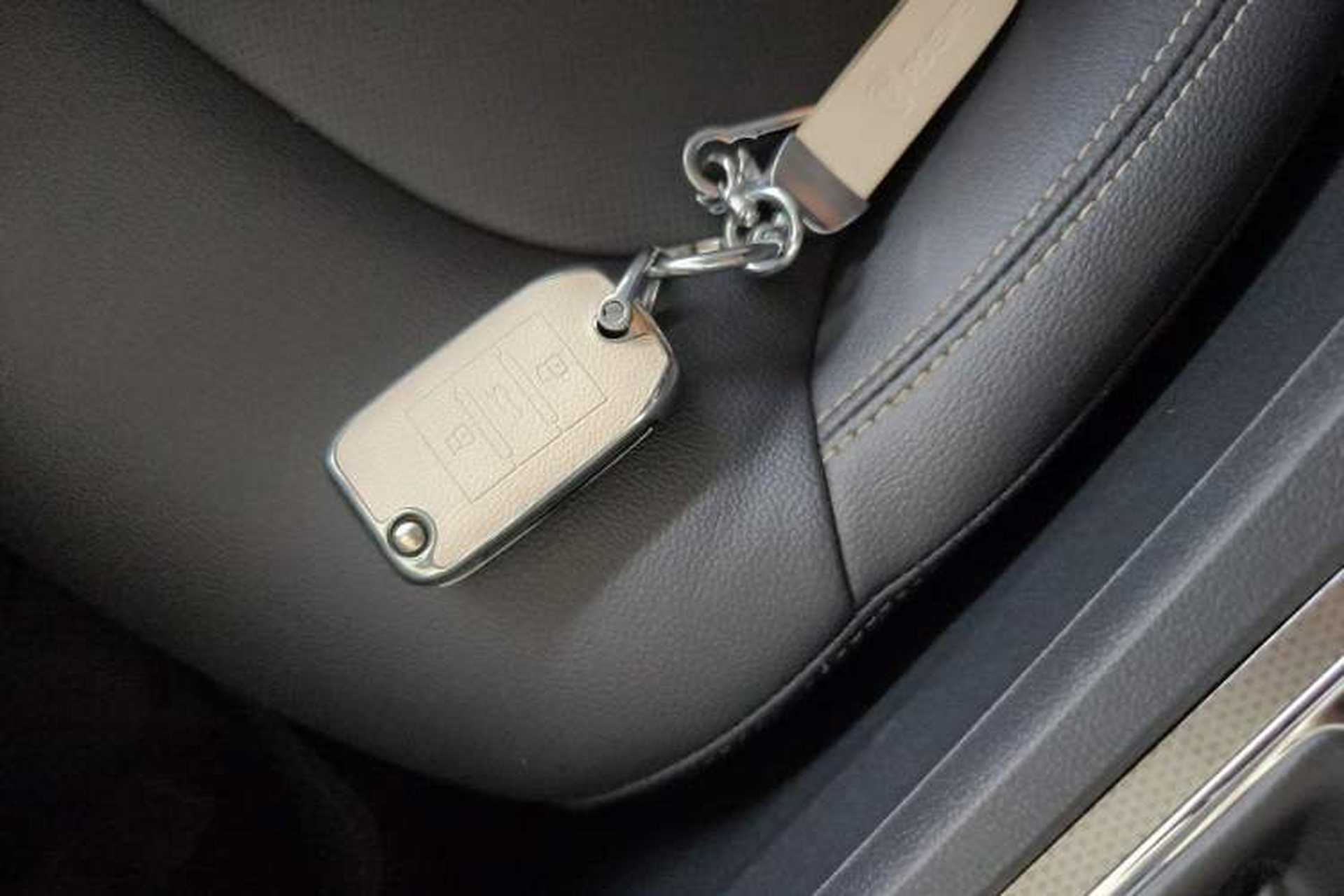 Used Roewe i6 2020 PLUS 1.6L CVT 4G Connected Glory Flagship Edition Vehicle Key