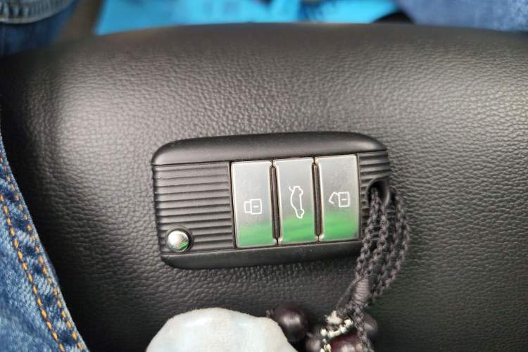 Used Roewe i6 2020 PLUS 1.6L Manual 4G Connect Glory Flagship Edition Vehicle Key