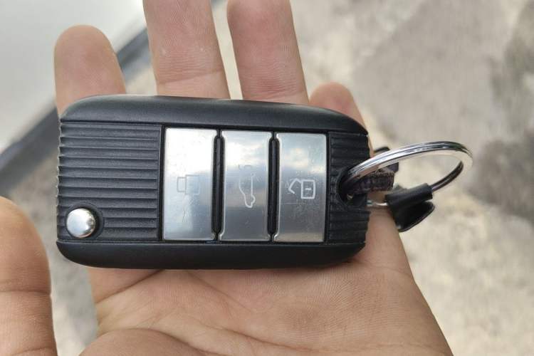 Used Roewe i6 2020 PLUS 1.6L CVT 4G Connected Glory Flagship Edition Vehicle Key