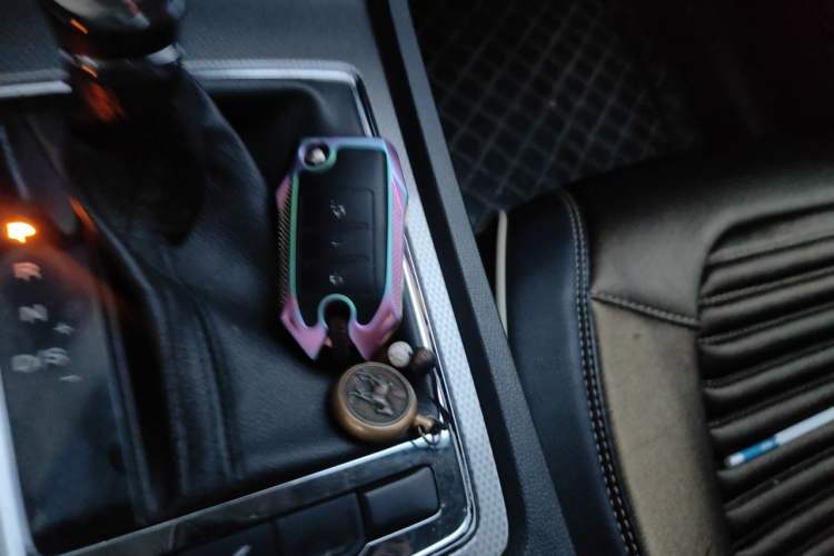 Used Roewe i6 2020 PLUS 1.6L CVT 4G Connected Glory Flagship Edition Vehicle Key
