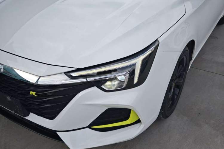 Used Roewe i6 MAX 2020 300TGI Automatic Sporty Cool Edition Exterior 7