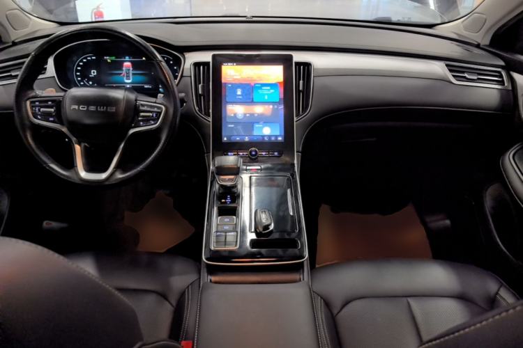 Used Roewe i6 MAX 2020 300TGI Automatic Sporty Cool Edition Center Console
