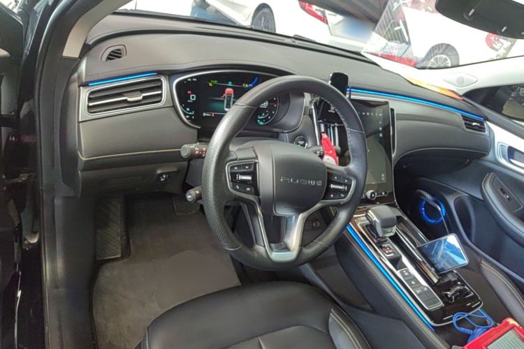 Used Roewe i6 MAX 2020 300TGI Automatic Sporty Cool Edition Center Console